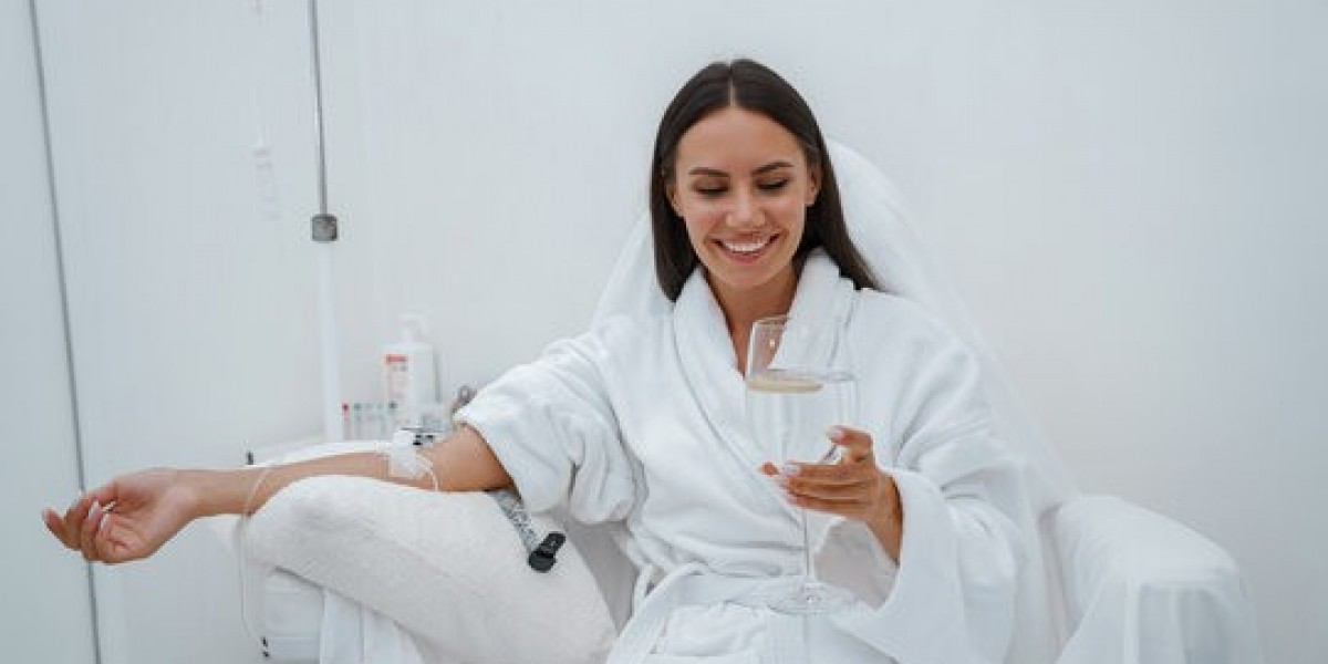 Things to Know Before Getting an IV Drip in Islamabad